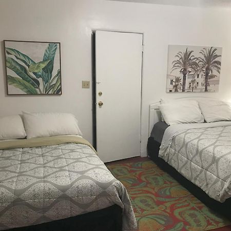Aloha Hotel Palm Springs Exterior photo